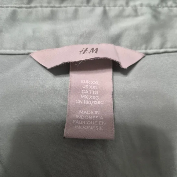 H&M Women's Light Sage Green Satin Button Down Deep B Neck Shirt - XXL - Picture 4 of 10